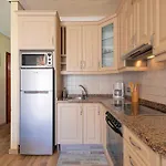 Paradise Court 1 Bedroom With Pool, * 阿德耶