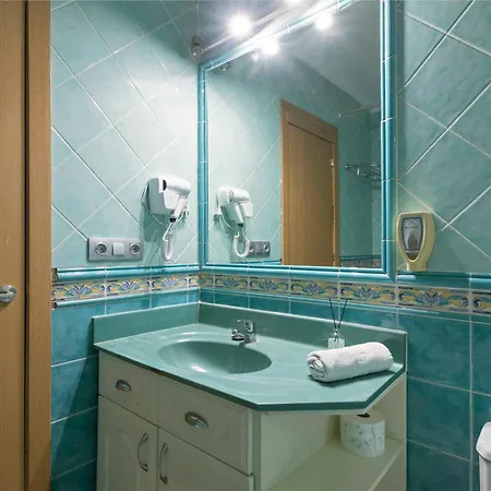 Paradise Court 1 Bedroom With Pool, شقة *
