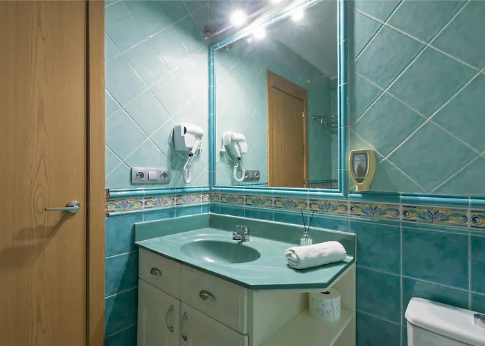 Paradise Court 1 Bedroom With Pool, Apartamento *