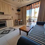 Appartamento Paradise Court 1 Bedroom With Pool,