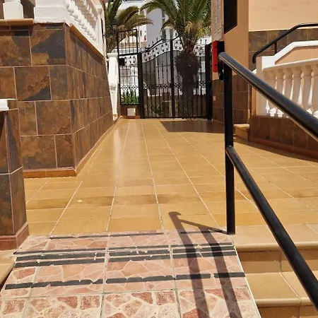 Apartment Paradise Court 1 Bedroom With Pool, *