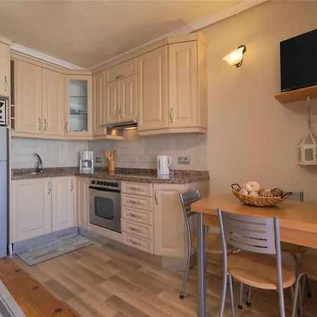 Paradise Court 1 Bedroom With Pool, Daire *