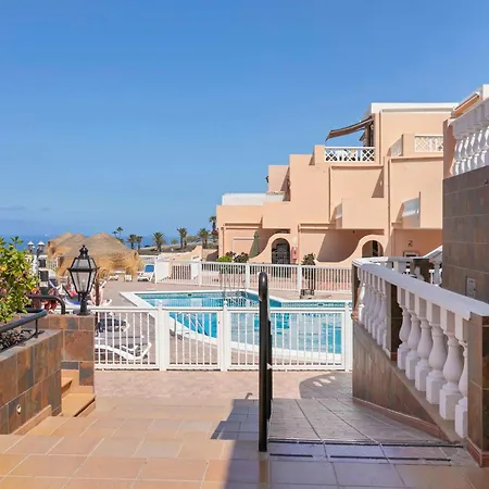 Daire Paradise Court 1 Bedroom With Pool, Costa Adeje