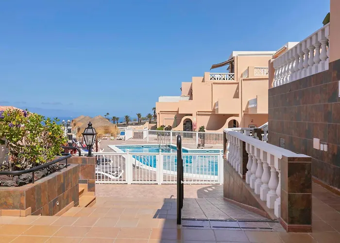 Lejlighed Paradise Court 1 Bedroom With Pool, Costa Adeje (Tenerife)
