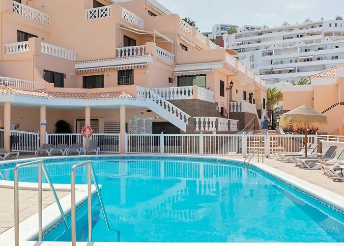 Paradise Court 1 Bedroom With Pool, Lejlighed